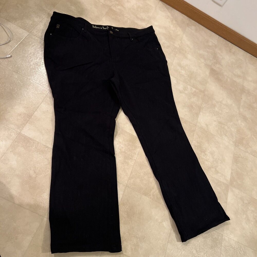 Belle Kim Gravel Believe in Your Own Beauty Black 5 pocket Jeans Size 26